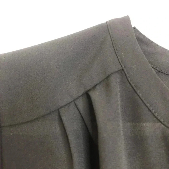 NYDJ Semi-Sheer Blouse V-Neck Size  Extra Small - Picture 3 of 16